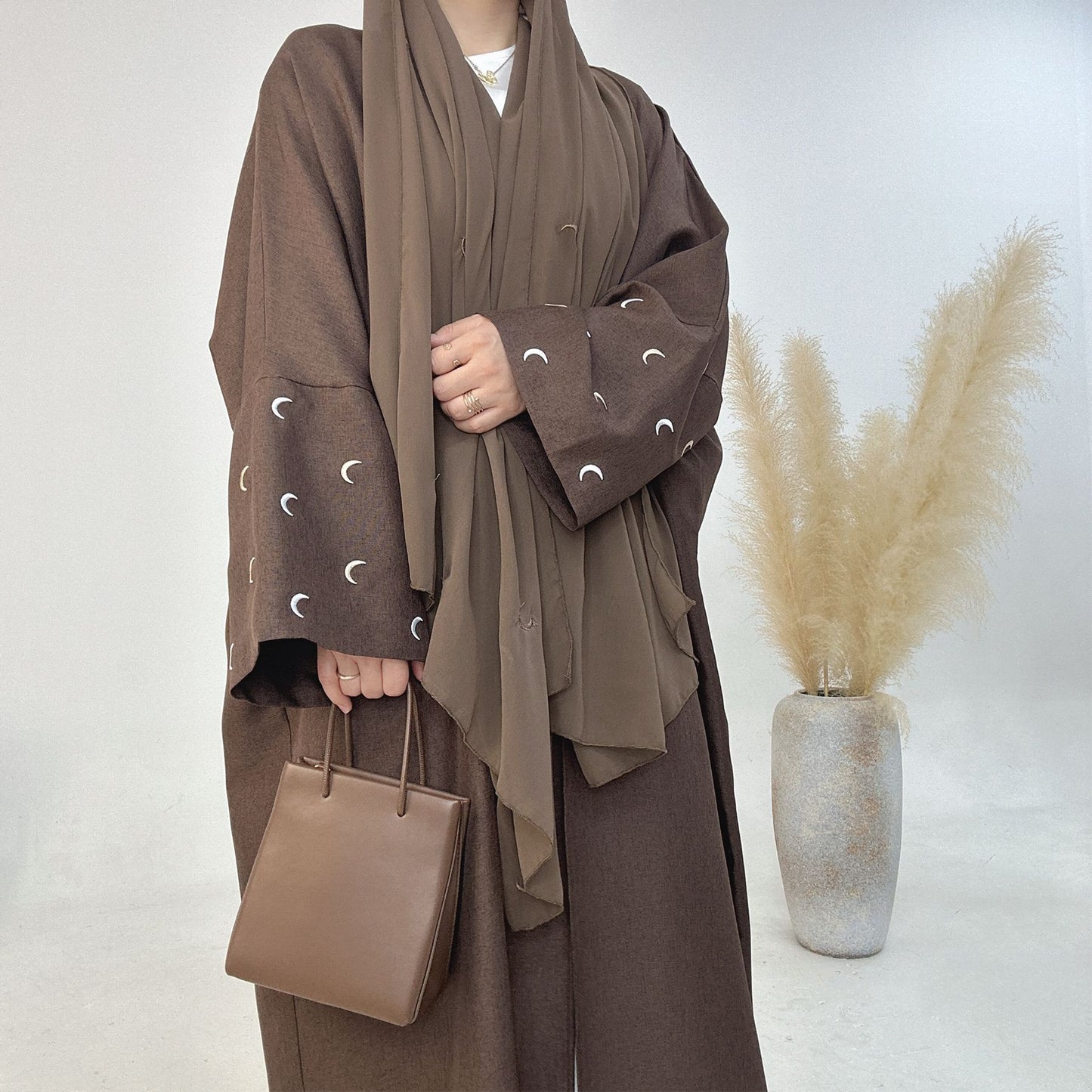 Saudi Embroidered Cardigan Robe Dubai Style