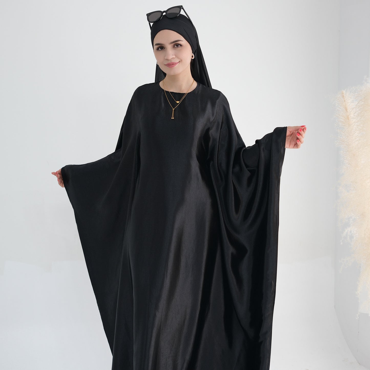Bright Elegant Long Dress for Dubai Women