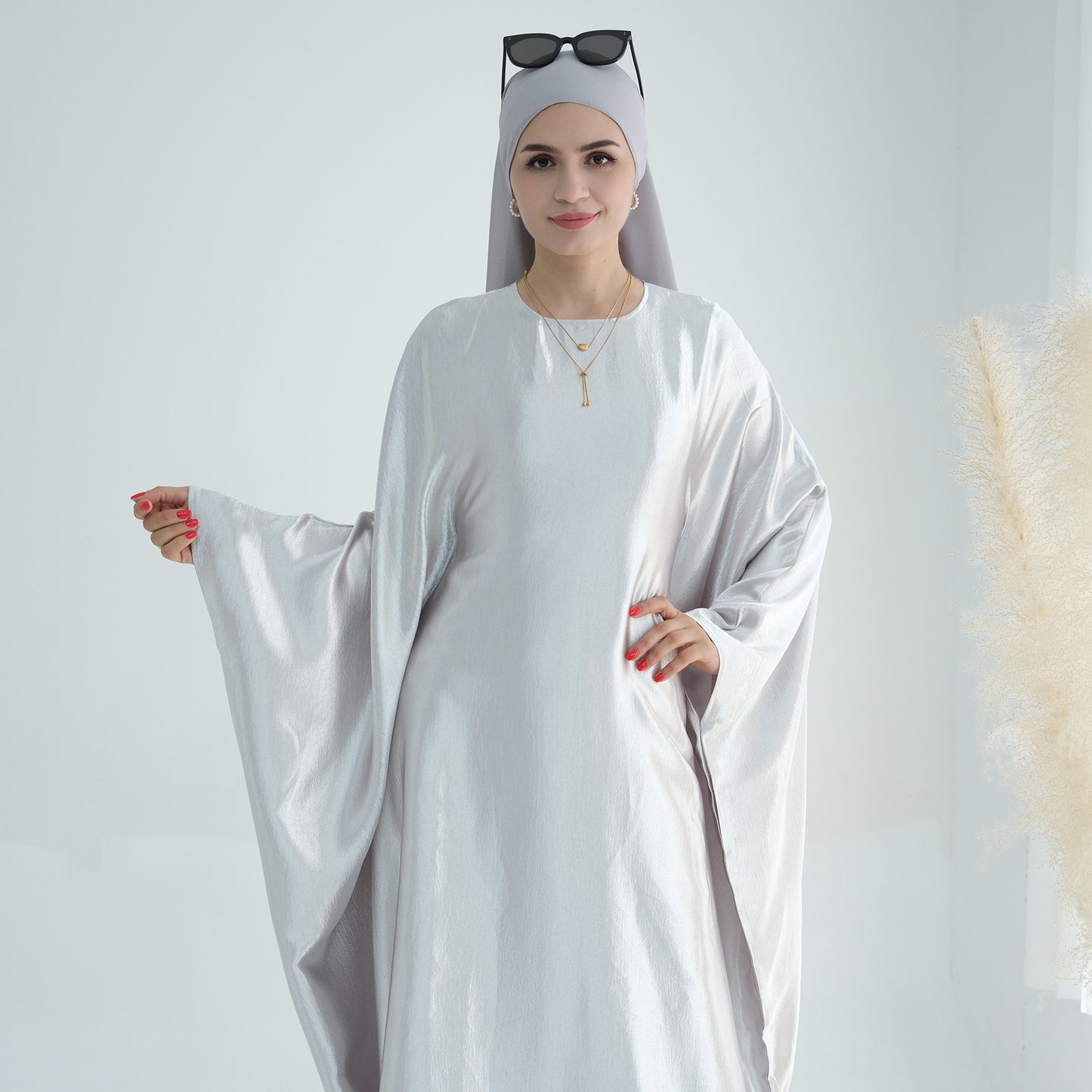 Bright Elegant Long Dress for Dubai Women