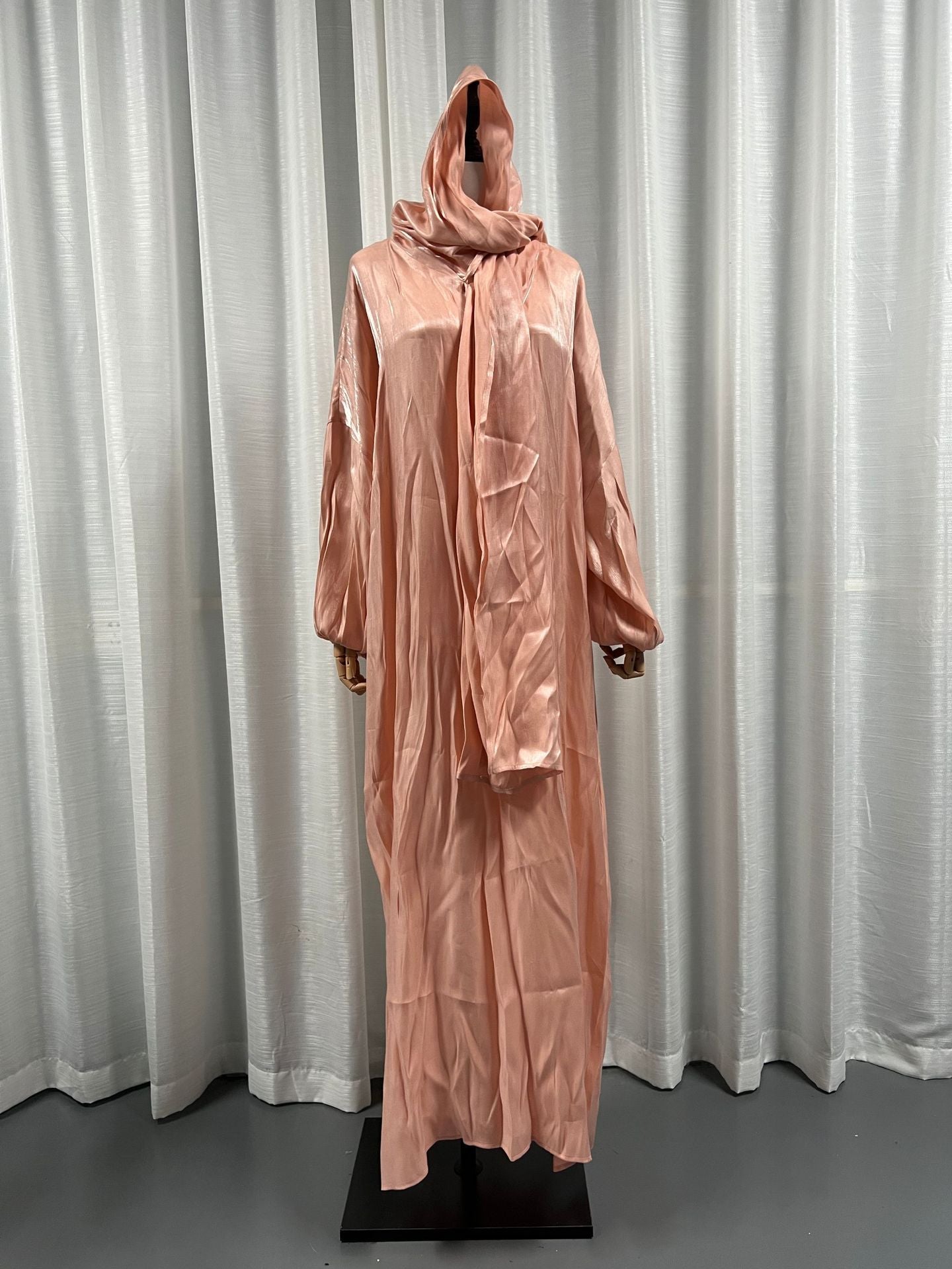 Middle East Robe with Headscarf Dubai Women Set