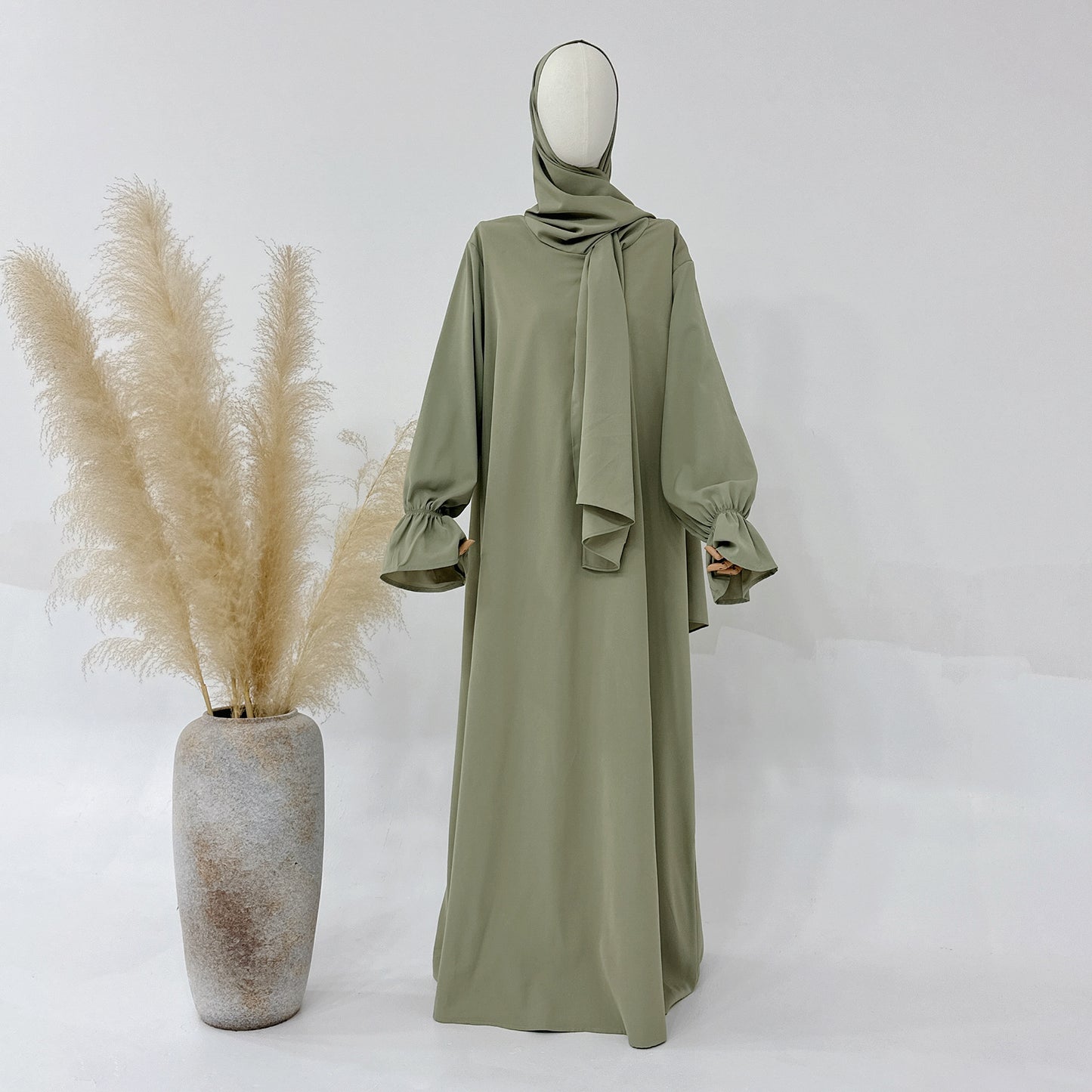 Small Horn Sleeve Solid Color Dress Dubai