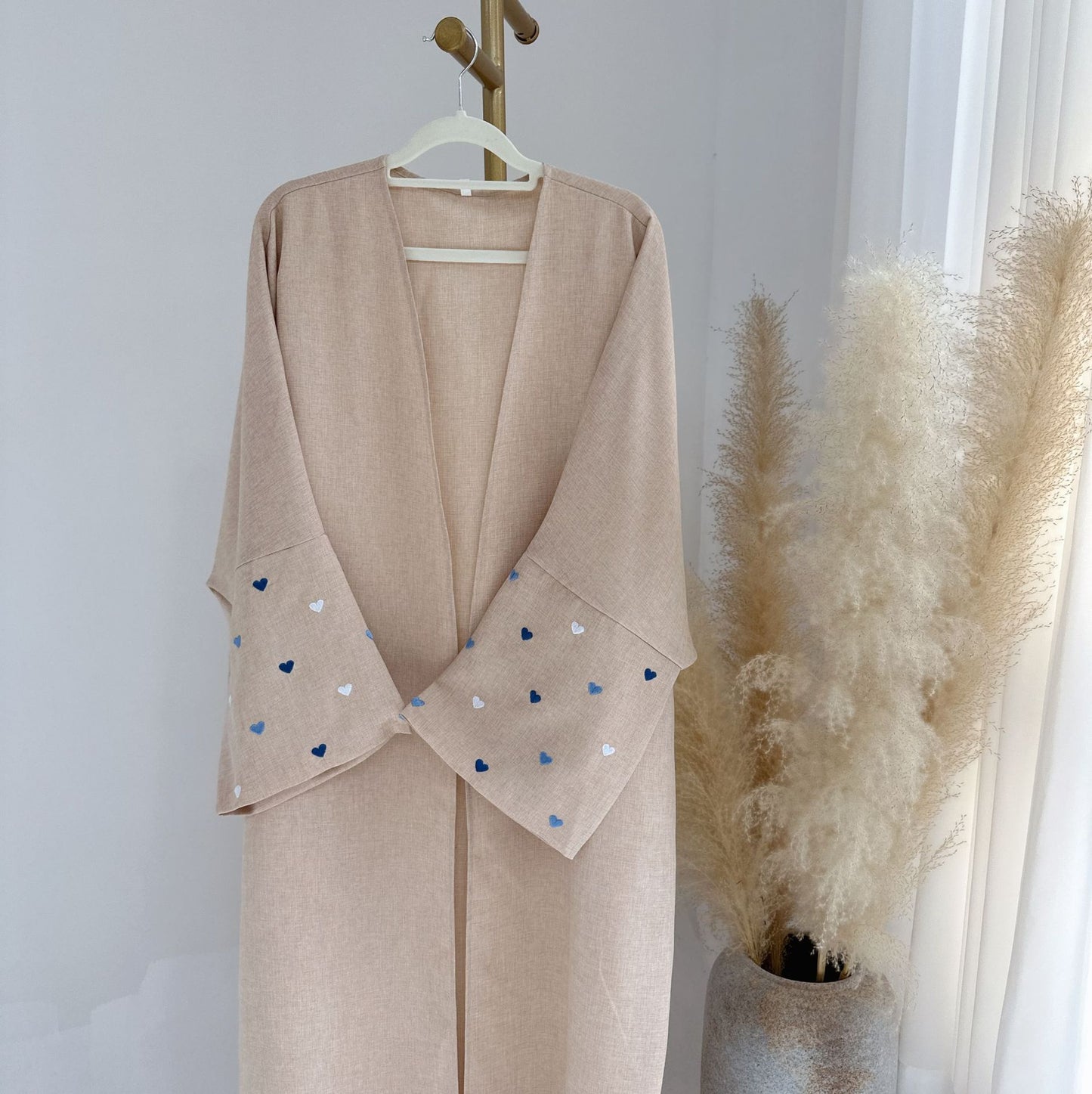 Elegant Dubai Embroidered Cardigan Robe Wear